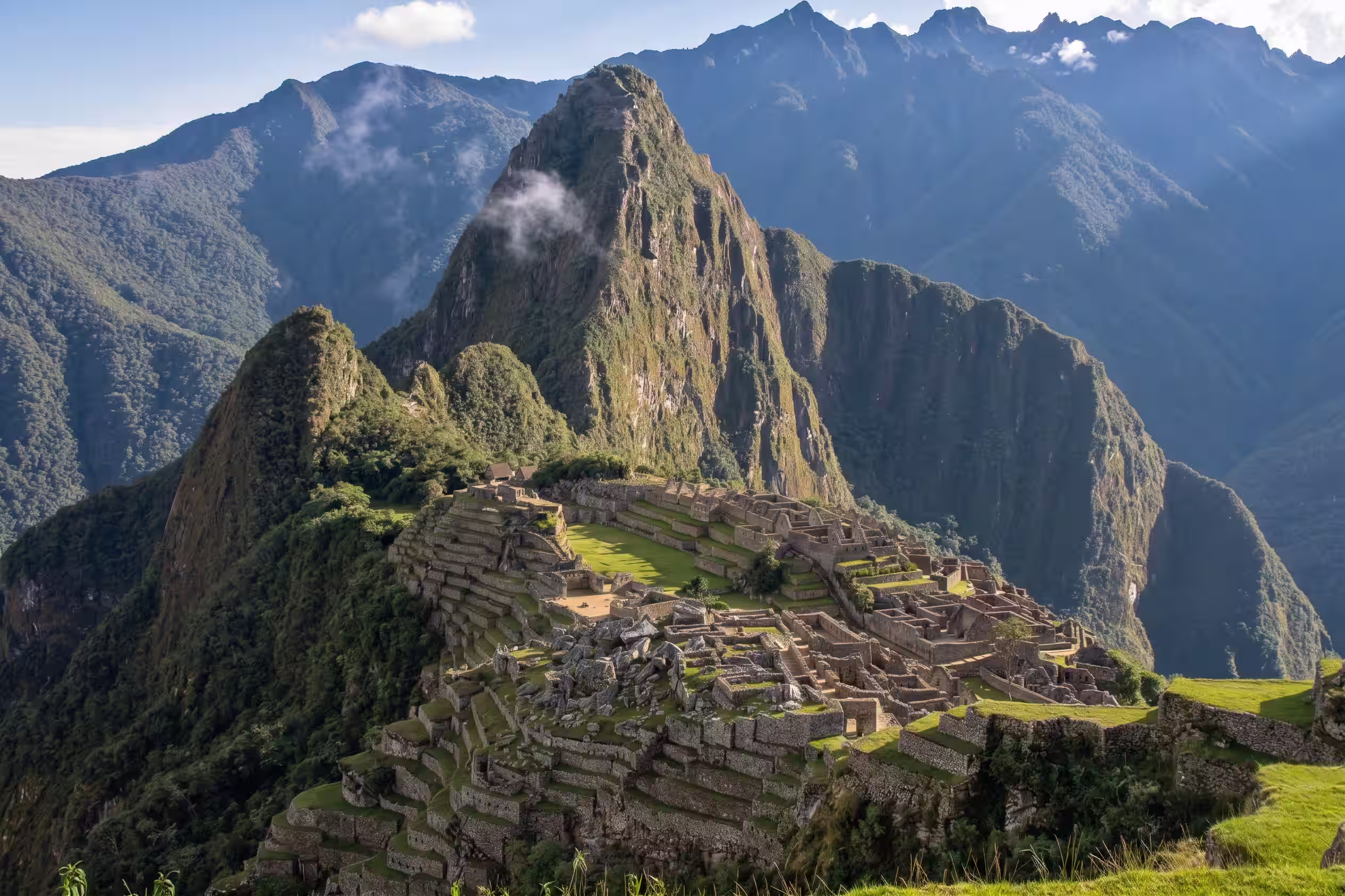 Vista de las construcciones incas de Machu Picchu